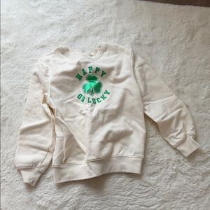 Kids Cream Sweatshirt with Green Shamrock "Happy Go Lucky"